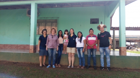 Em roda de conversa, indígenas e professoras e professores de Rondônia discutem como trabalhar a temática indígena em sala de aula