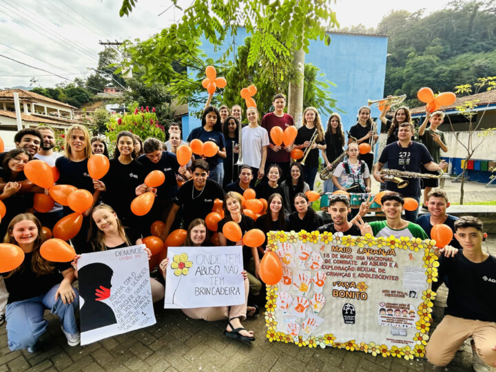 Caminhada em Serra Pelada Reforça a Campanha “Faça Bonito”