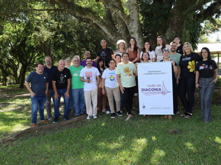 Metodologias criativas de superação de violências e visita à Horta Comunitária marcam encontro da Articulação Sul da Rede de Diaconia